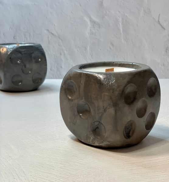 Single Dice Concrete Candle